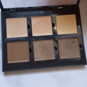 Anastasia Beverly Hills Cream Contour